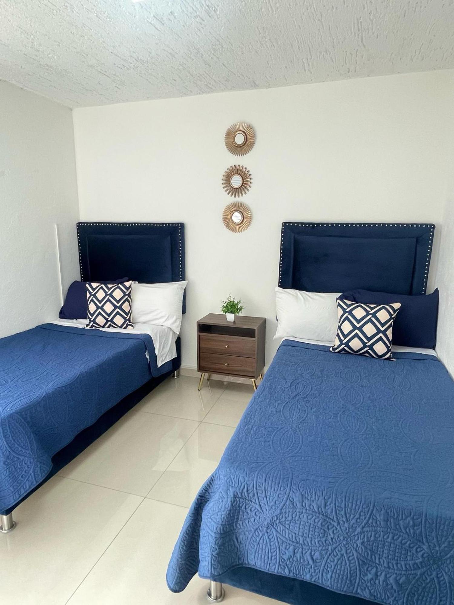 Suites Jacarandas 203 Guadalajara Dış mekan fotoğraf